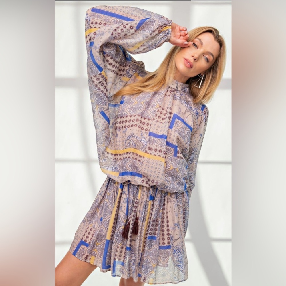 NEW! Easel “Easy on the Eyes” Blouse in Royal - Picture 4 of 5